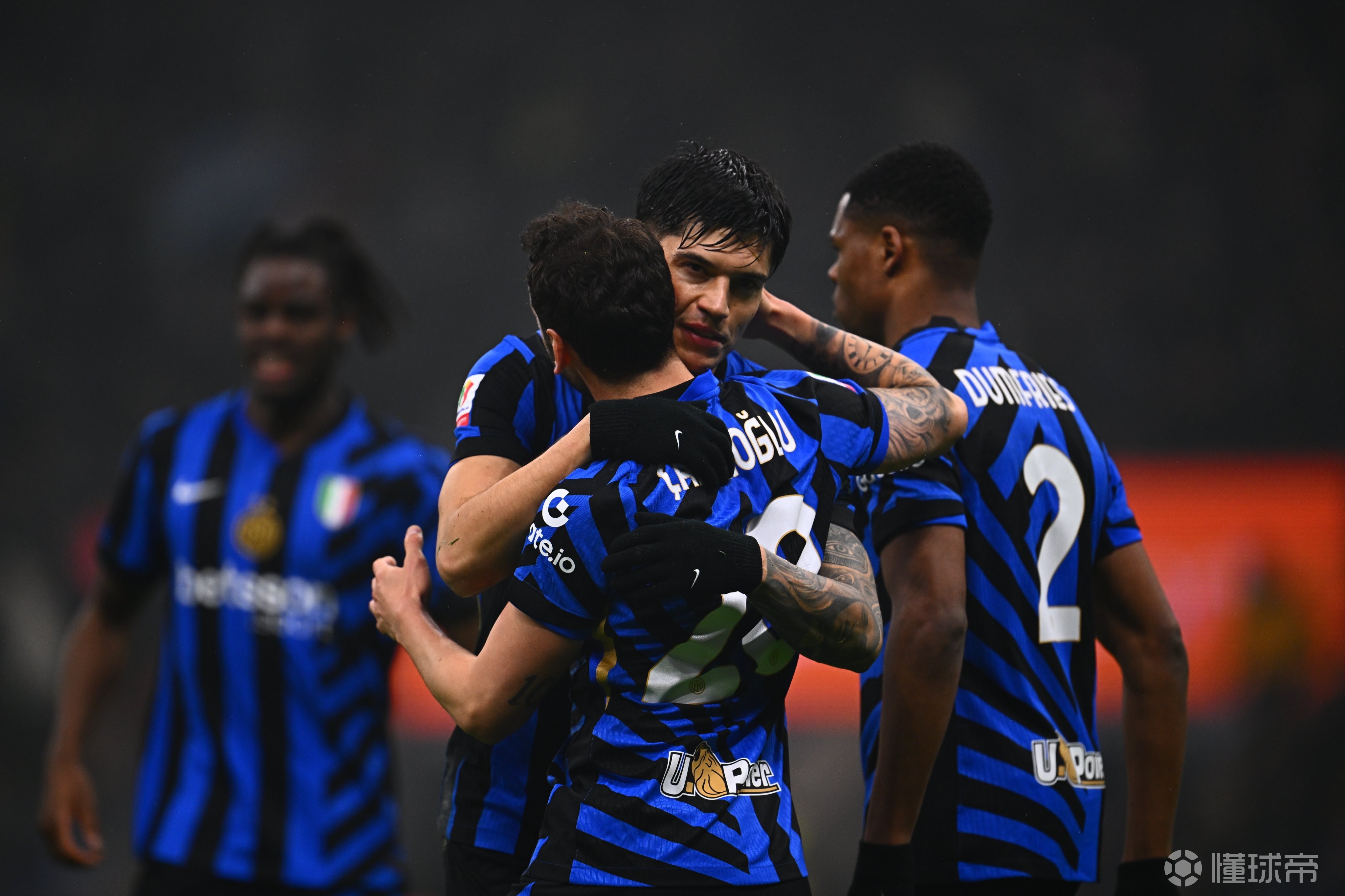 ayx games-法兰克福发布备战花絮,今夜外线爆发,意大利杯任务艰巨,球队文化再被提及-ayx games