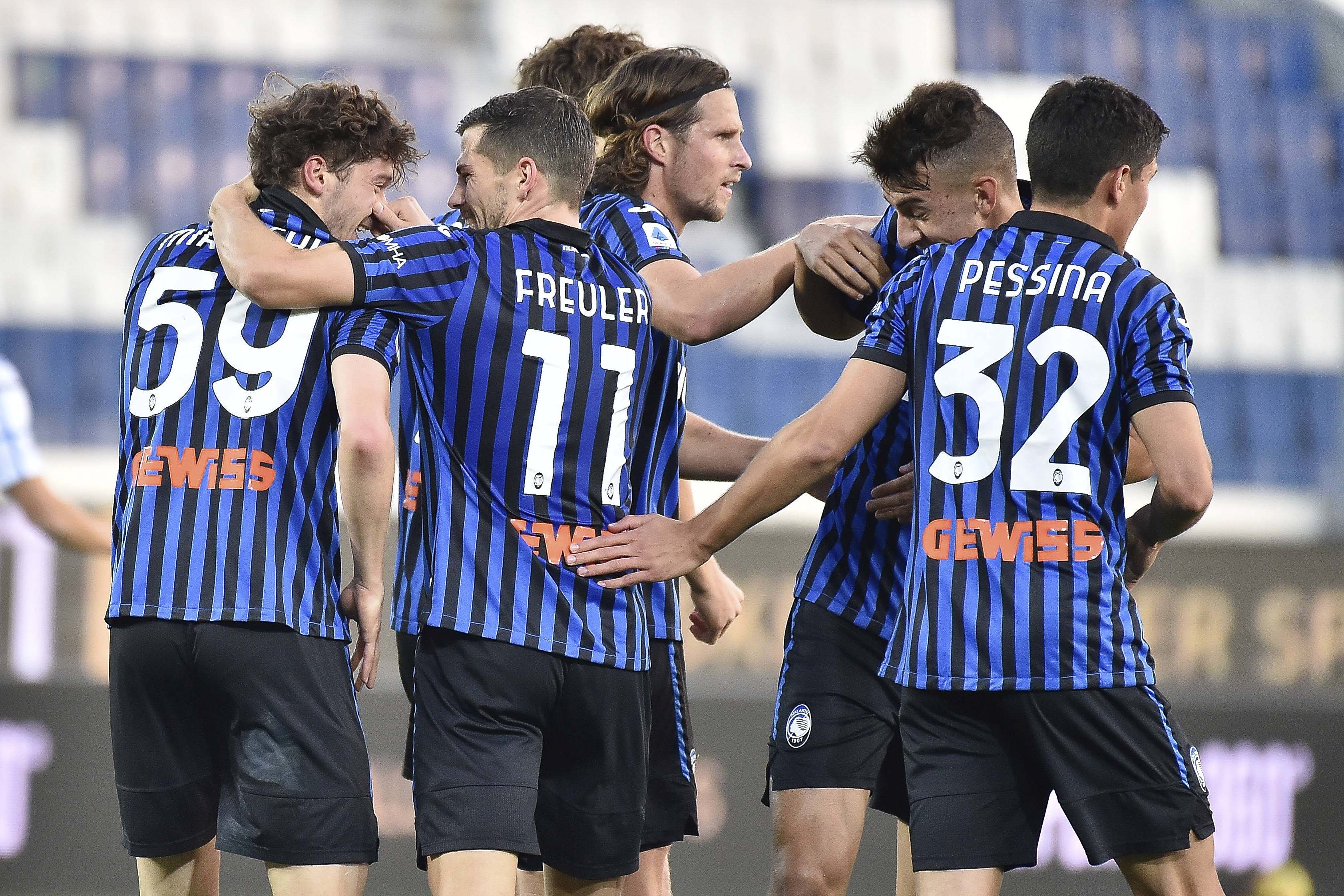 爱游戏入口-集结日亚特兰大再遭质疑——欧联节点到来,话题不断,阵容厚度经受考验-爱游戏入口