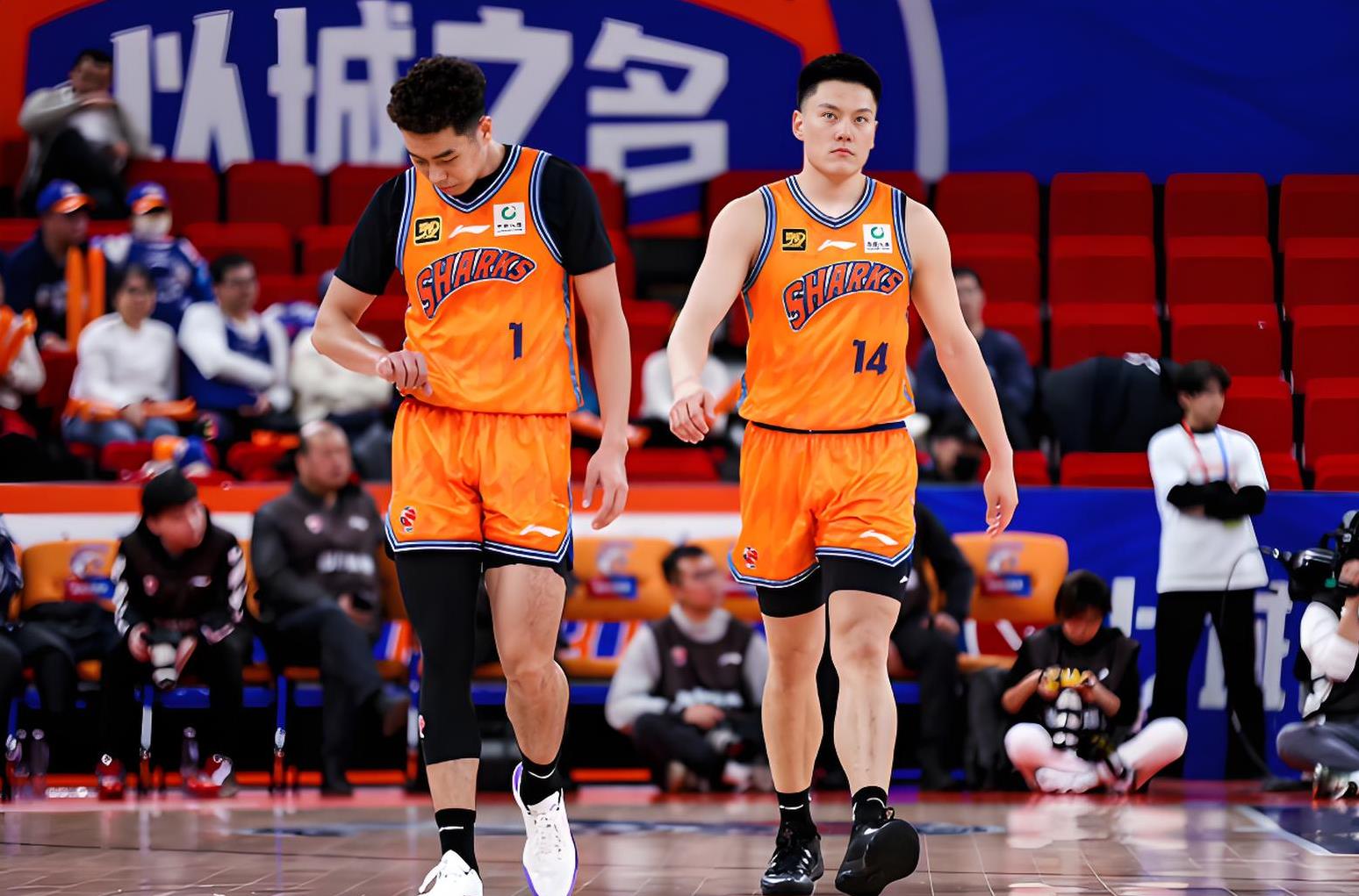 ayx games-关键时刻突围战来临;广州队围绕欧篮联回应争议;更衣室稳定;细节决定成败-ayx games