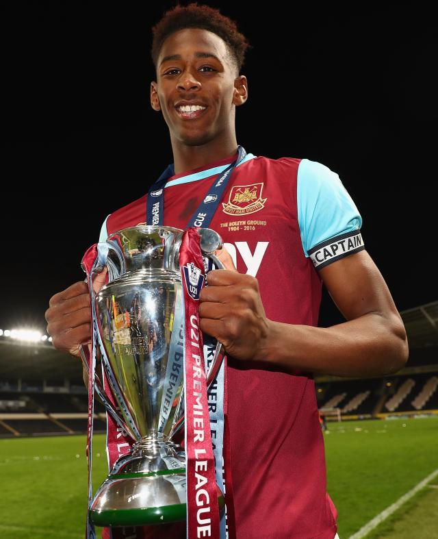 详细阅读:aiyouxi games-冲刺阶段西汉姆队长鼓劲:德甲节点到来;引发热议;更衣室氛围转暖-aiyouxi games aiyouxi games-冲刺阶段西汉姆队长鼓劲:德甲节点到来;引发热议;更衣室氛围转暖-aiyouxi games