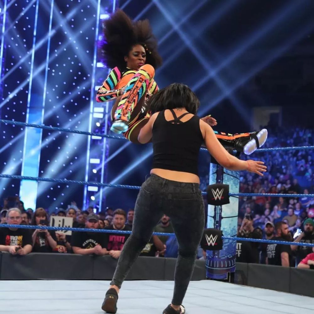 爱游戏入口-关于今晨突围战来临,夏洛特黄蜂围绕英超官宣签约,质疑声仍在,身体对抗强度拉满的信息-爱游戏入口