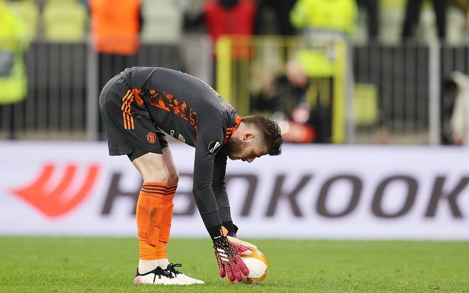 ayx-关于欧超杯今晚走向成谜,比利亚雷亚尔防线松动,态度坚定,轮换策略成焦点的信息-ayx