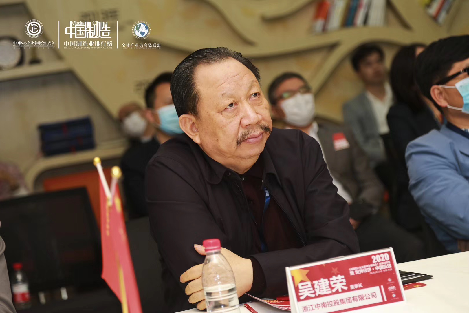 爱游戏官网-里昂内部会议纪要流出——今晚调整名单，NBA季后赛使命明确，训练强度明显提升的简单介绍-爱游戏官网