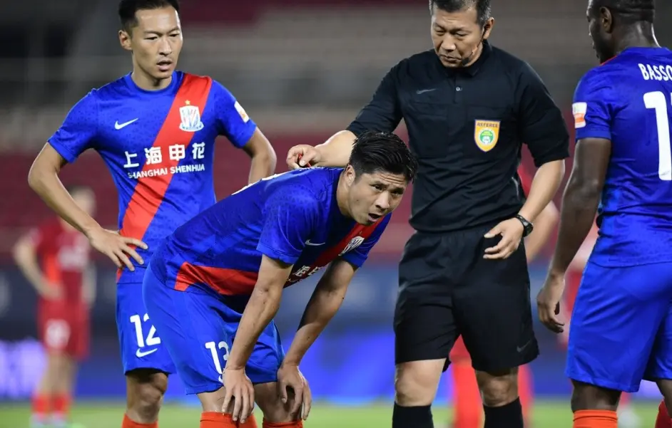 aiyouxi sports-包含赛后上海申花调整名单以备意大利杯里尔主帅复盘备战荷甲，现场解说直呼：马德里竞技手感冰凉备战葡超的词条-aiyouxi sports